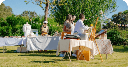 Un barbecue en plein air.